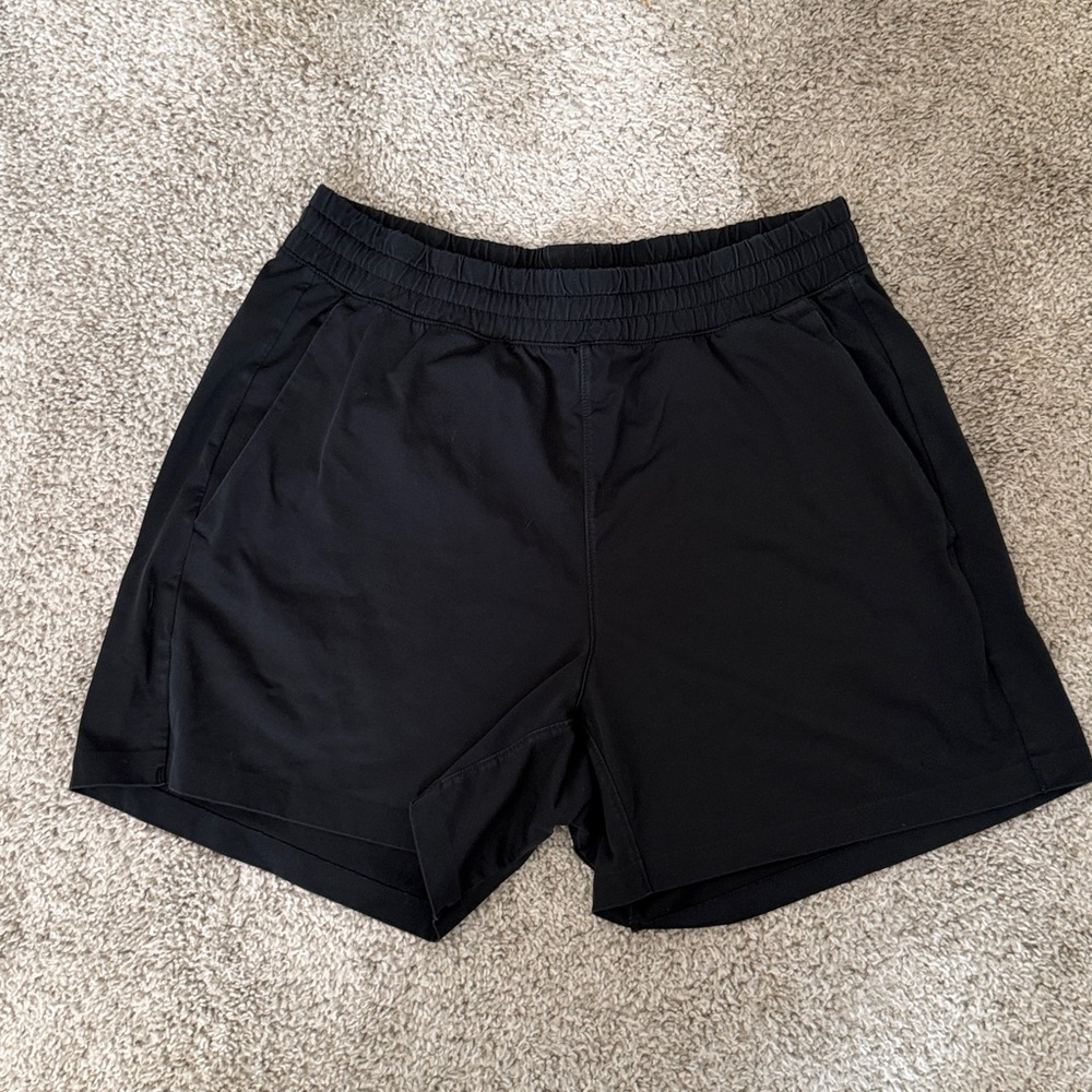 Uniqlo Stretch DRY-EX Athletic Shorts 5” Size Small